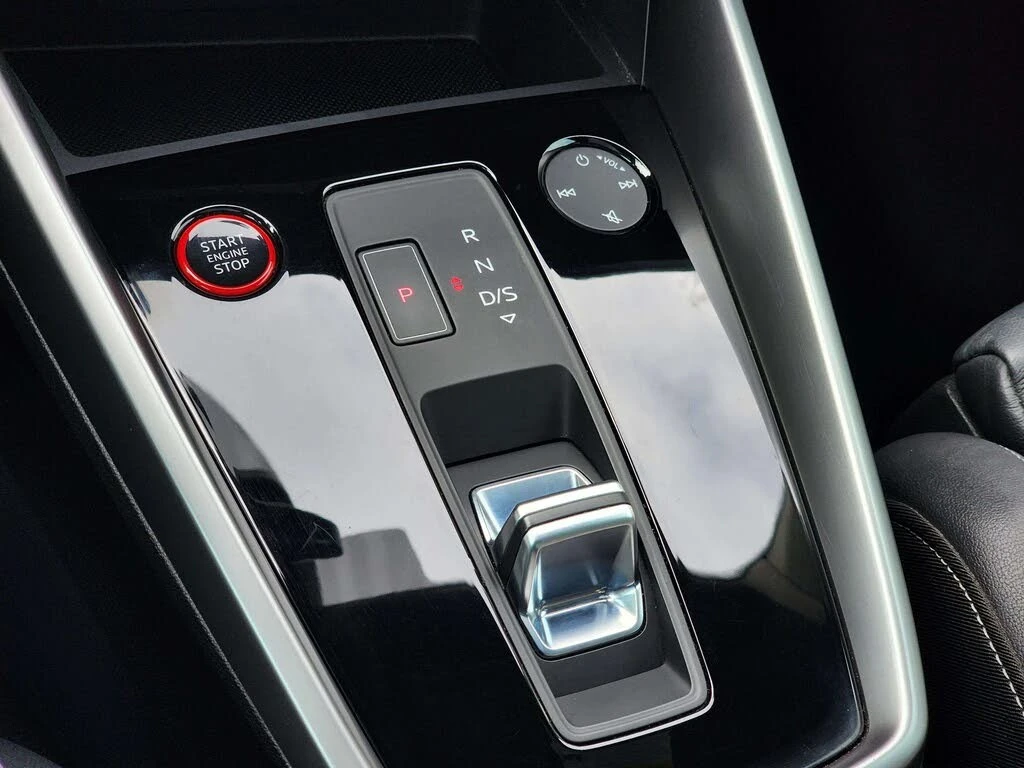 Audi S3 2.0T quattro Progressiv* АвтоКредит* (Цена до БГ) , снимка 11 - Автомобили и джипове - 54182288