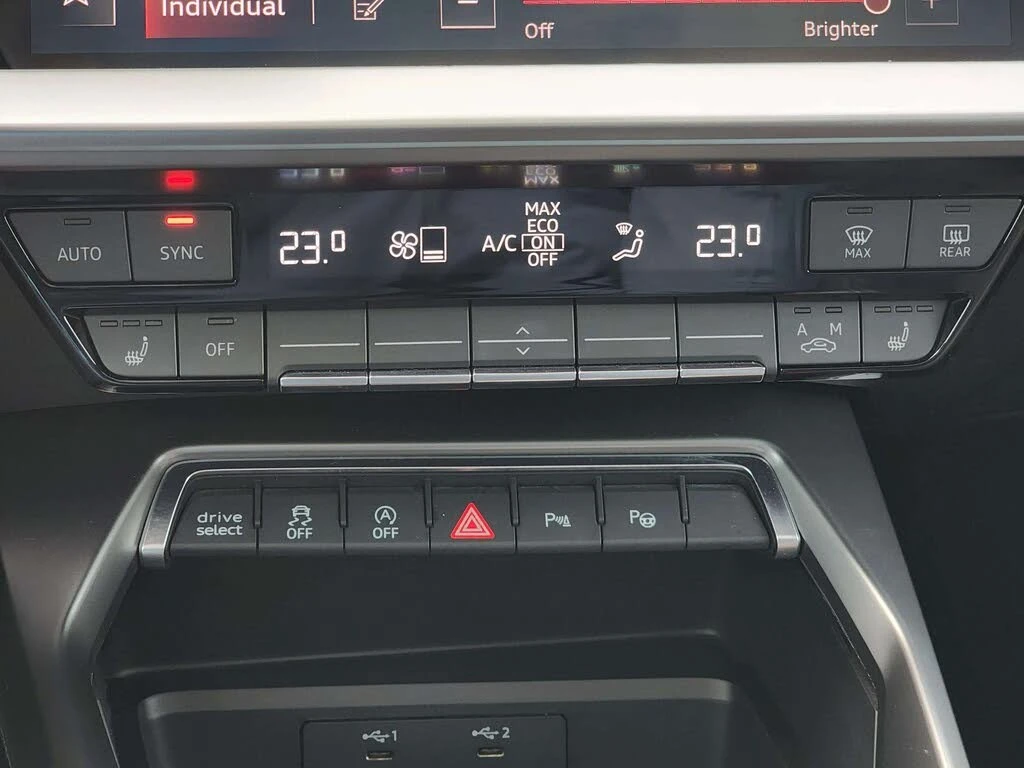 Audi S3 2.0T quattro Progressiv* АвтоКредит* (Цена до БГ) , снимка 10 - Автомобили и джипове - 54182288