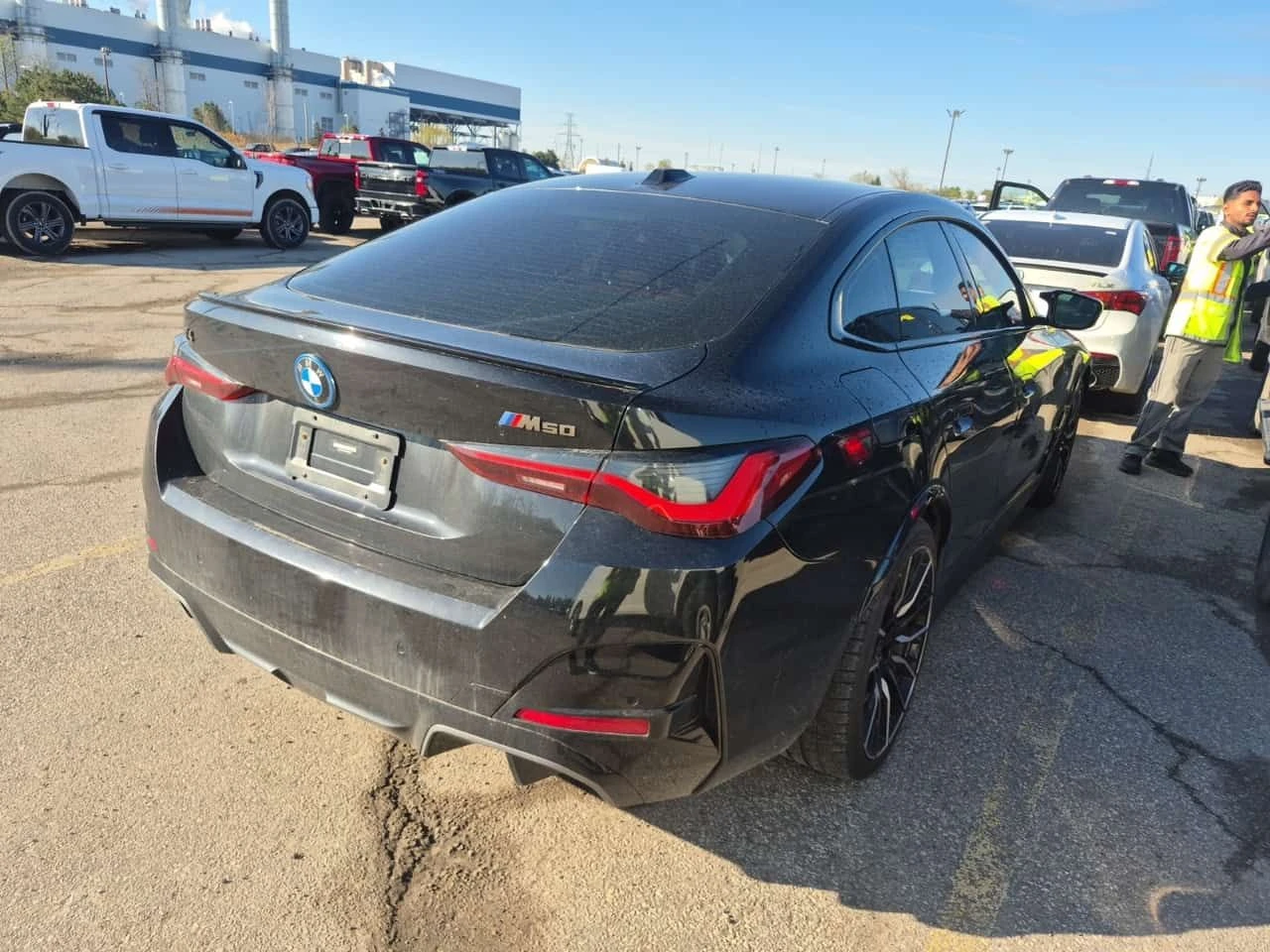 BMW i4 M50  CARFAX, снимка 3 - Автомобили и джипове - 54470137