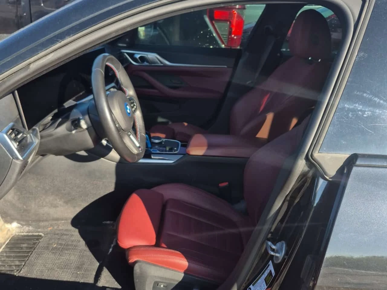 BMW i4 M50  CARFAX, снимка 5 - Автомобили и джипове - 54470137