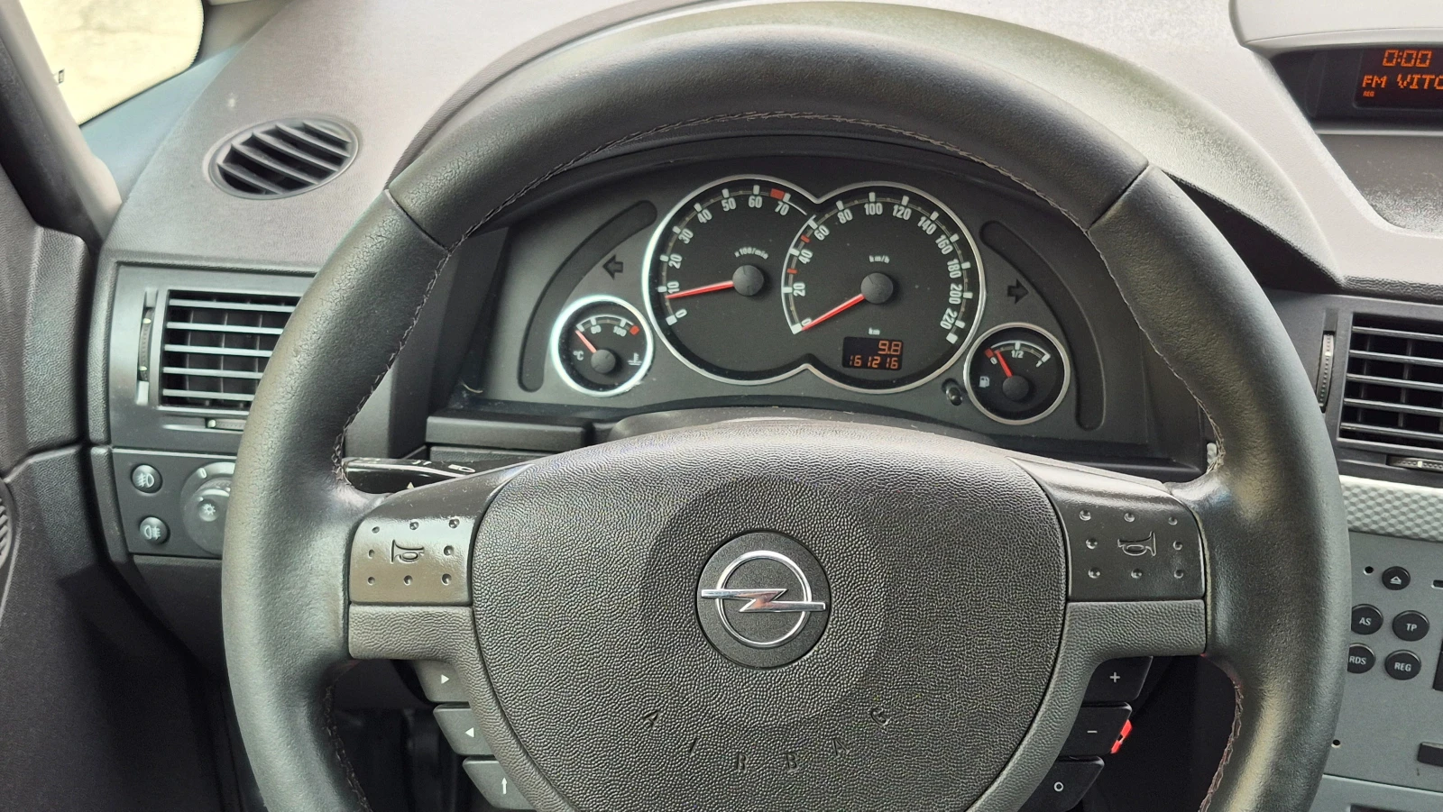 Opel Meriva 1.6i FACELIF 160000км , снимка 14 - Автомобили и джипове - 54542707