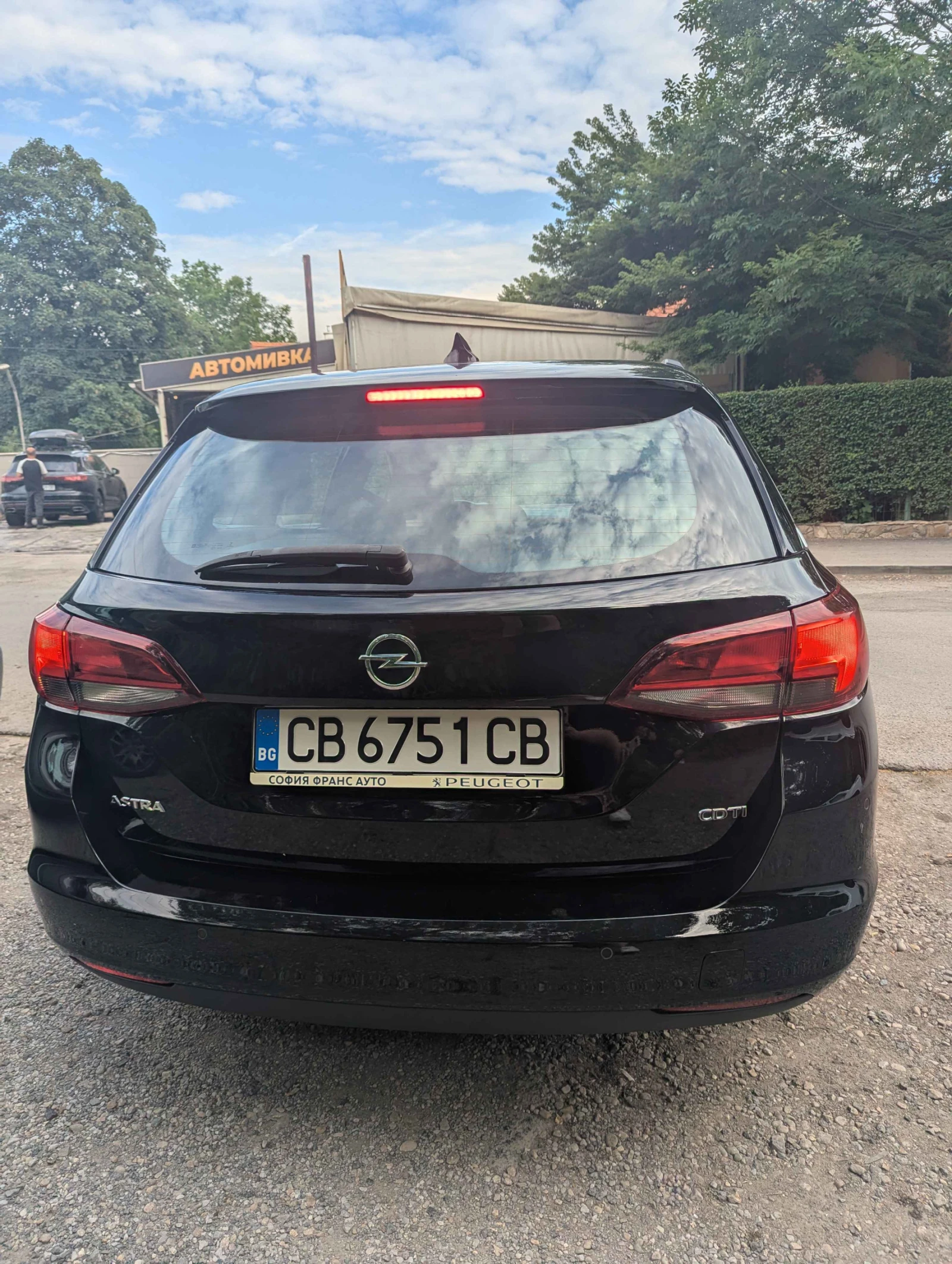 Opel Astra Sports Tourer, снимка 4 - Автомобили и джипове - 55015366