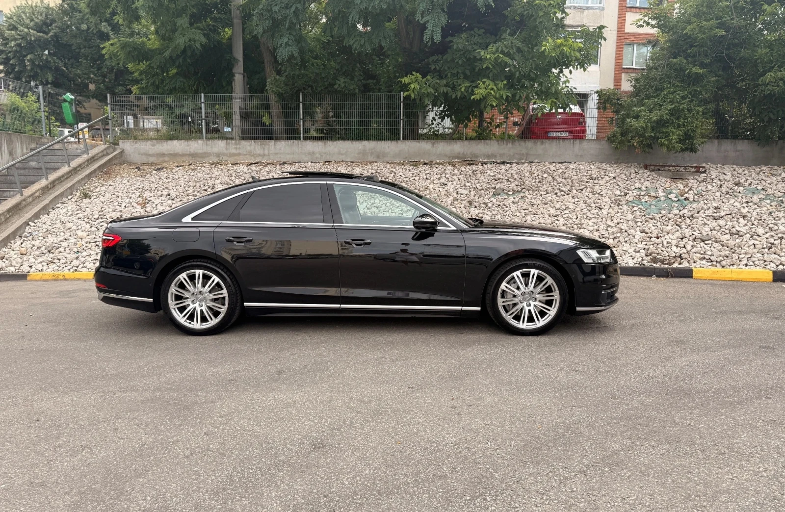 Audi A8 55TFSI Quattro, снимка 3 - Автомобили и джипове - 55182576