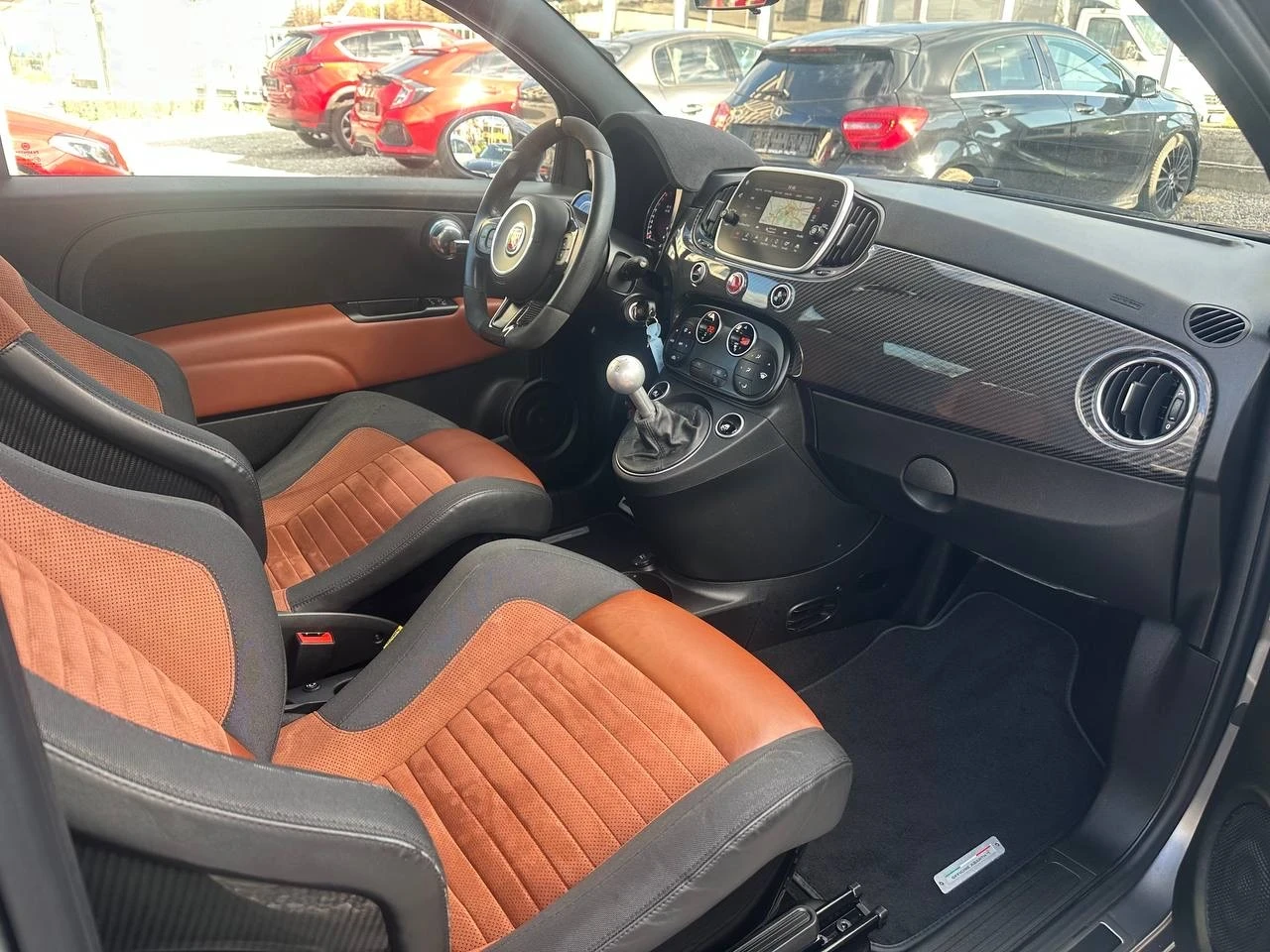 Abarth 595 180к.с. SABELT CARBON Competizione Full Carbon , снимка 17 - Автомобили и джипове - 55444695