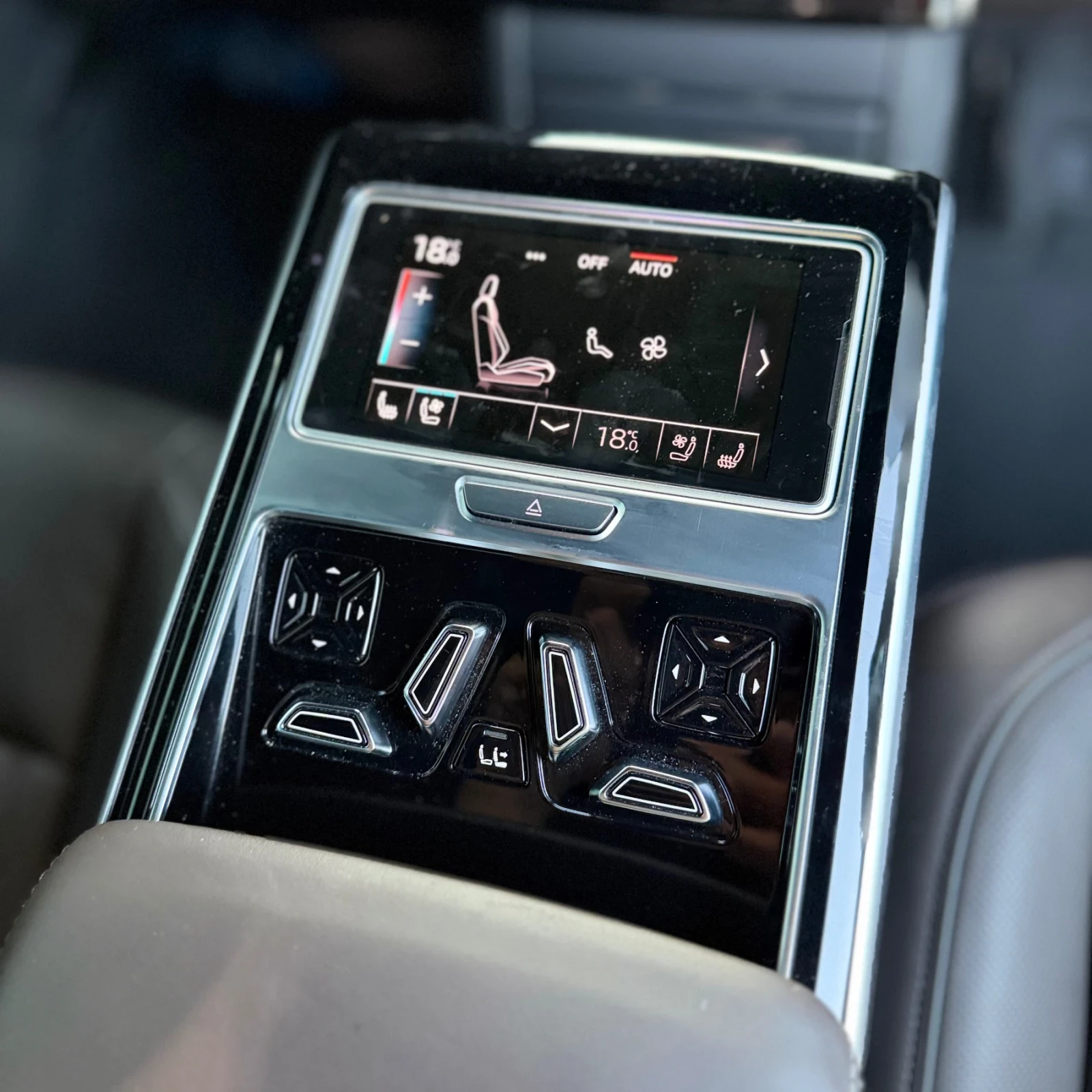 Audi A8 50TDI mild h/ 3xS /Full, снимка 10 - Автомобили и джипове - 55536387