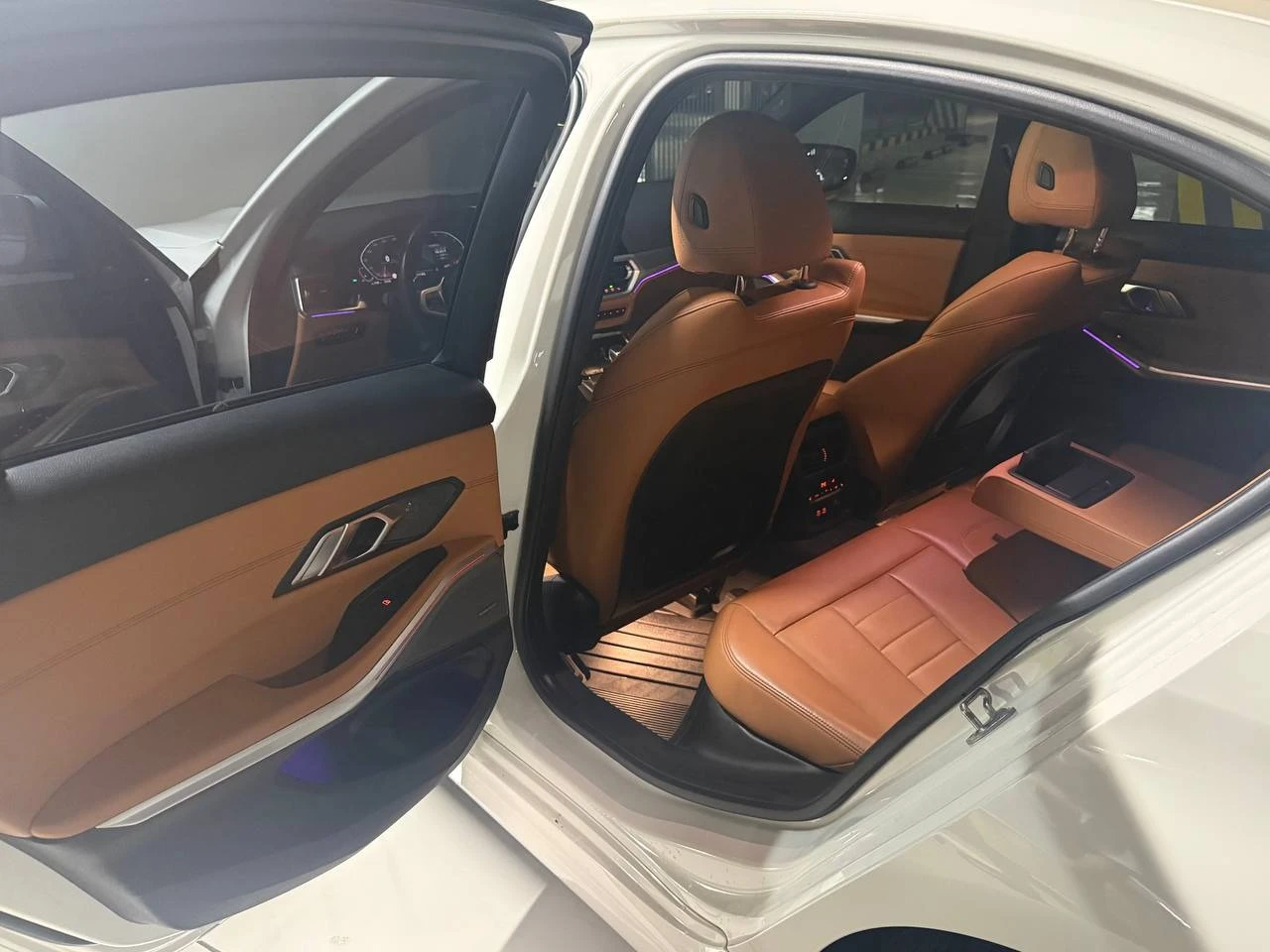 BMW 330 XDRIVE30I* M PACK* Подгрев* Harman* , снимка 8 - Автомобили и джипове - 55654784
