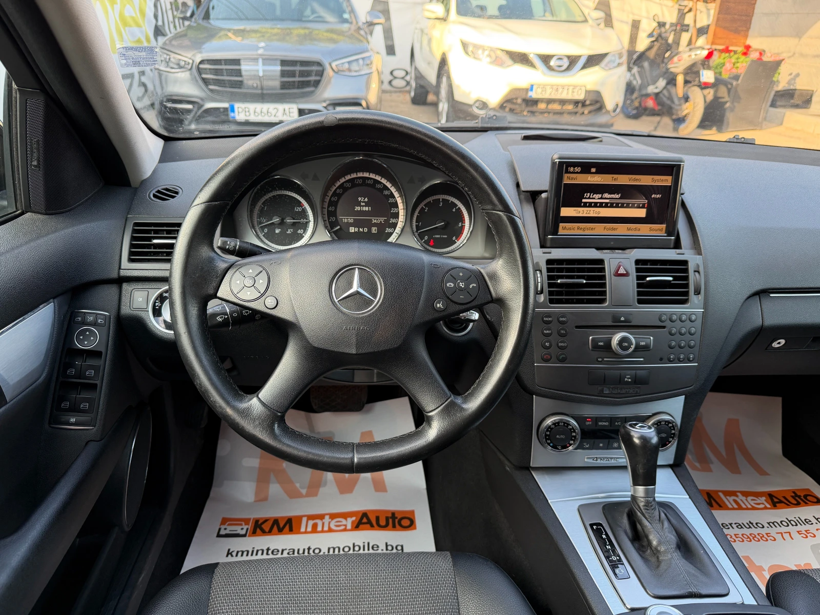 Mercedes-Benz C 350 CDI 4-MATIC/LED/FACE/NAVI/КАМЕРА/КОЖА, снимка 10 - Автомобили и джипове - 55805332