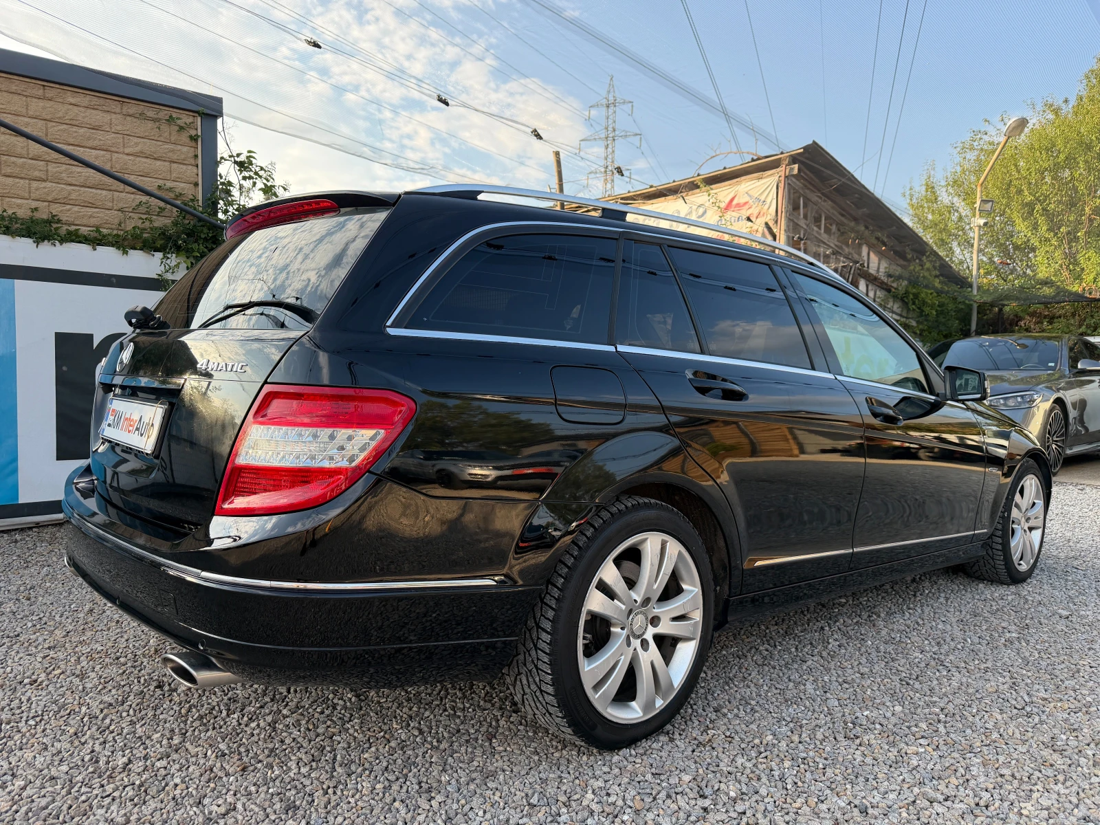 Mercedes-Benz C 350 CDI 4-MATIC/LED/FACE/NAVI/КАМЕРА/КОЖА, снимка 4 - Автомобили и джипове - 55805332