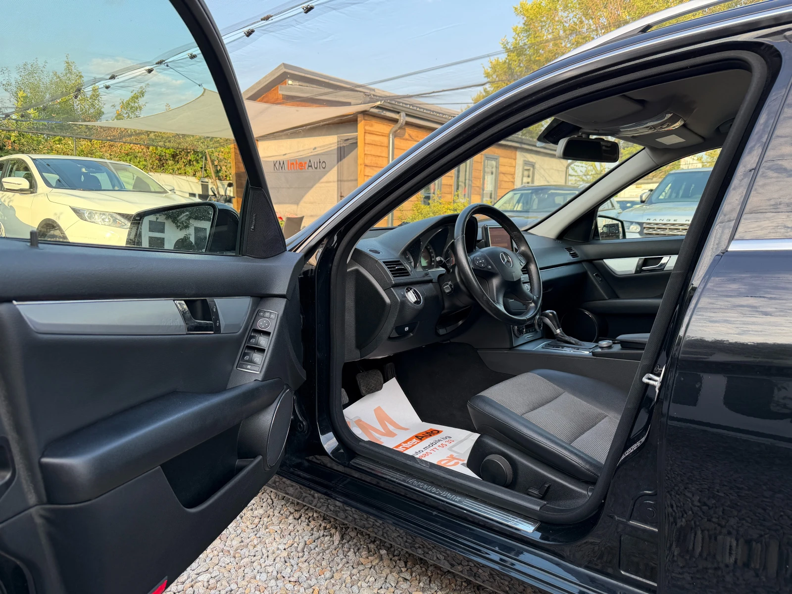 Mercedes-Benz C 350 CDI 4-MATIC/LED/FACE/NAVI/КАМЕРА/КОЖА, снимка 7 - Автомобили и джипове - 55805332