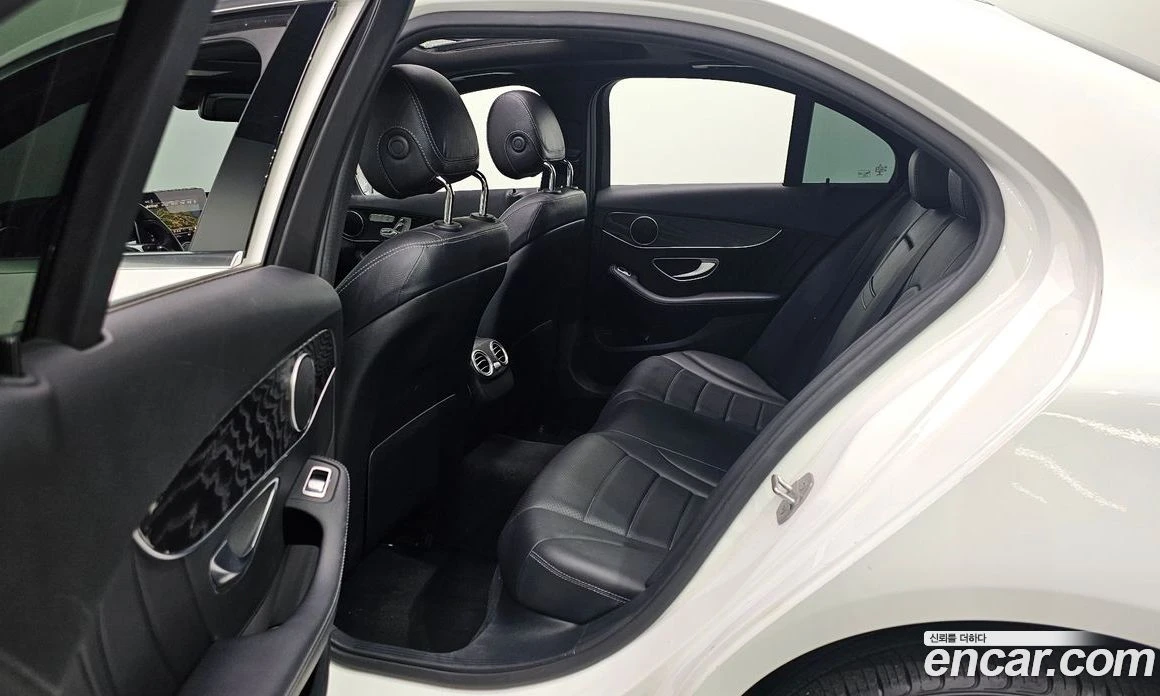 Mercedes-Benz C 250 C250 d 4MATIC, снимка 16 - Автомобили и джипове - 56117170