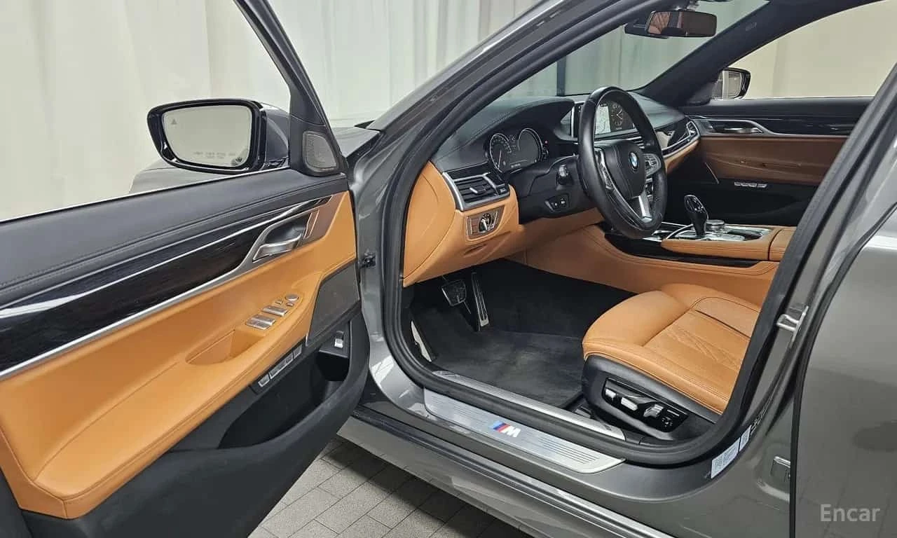 BMW 740 Li * xDrive * M Sport * ��������� ����� * 360 * TV | Mobile.bg � ����������� 6