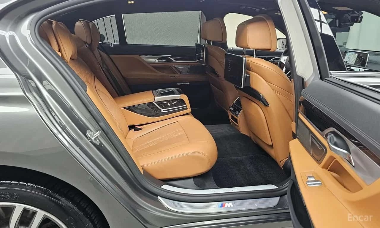BMW 740 Li * xDrive * M Sport * ��������� ����� * 360 * TV | Mobile.bg � ����������� 12