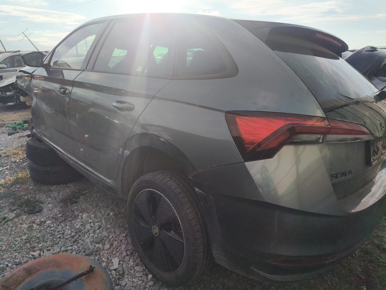 Skoda Scala, снимка 8 - Автомобили и джипове - 56729448
