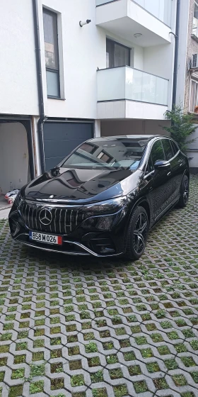 ����� �� �������� �� Mercedes-Benz EQE AMG 43, PANO, �������� ����� ��, ��������