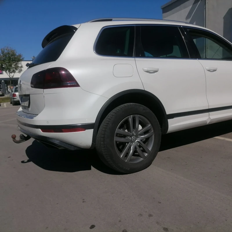 VW Touareg R-LINE, снимка 5 - Автомобили и джипове - 47455651