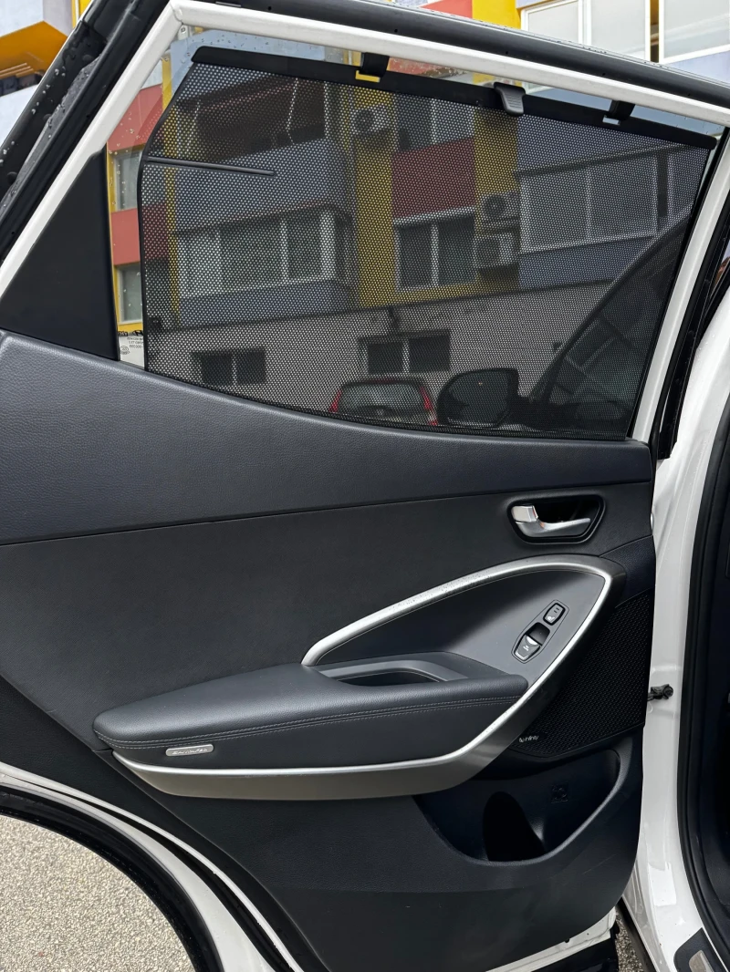 Hyundai Santa fe 2.2CRDi-4X4-KEYLESS-PANORAMA, снимка 8 - Автомобили и джипове - 52876002