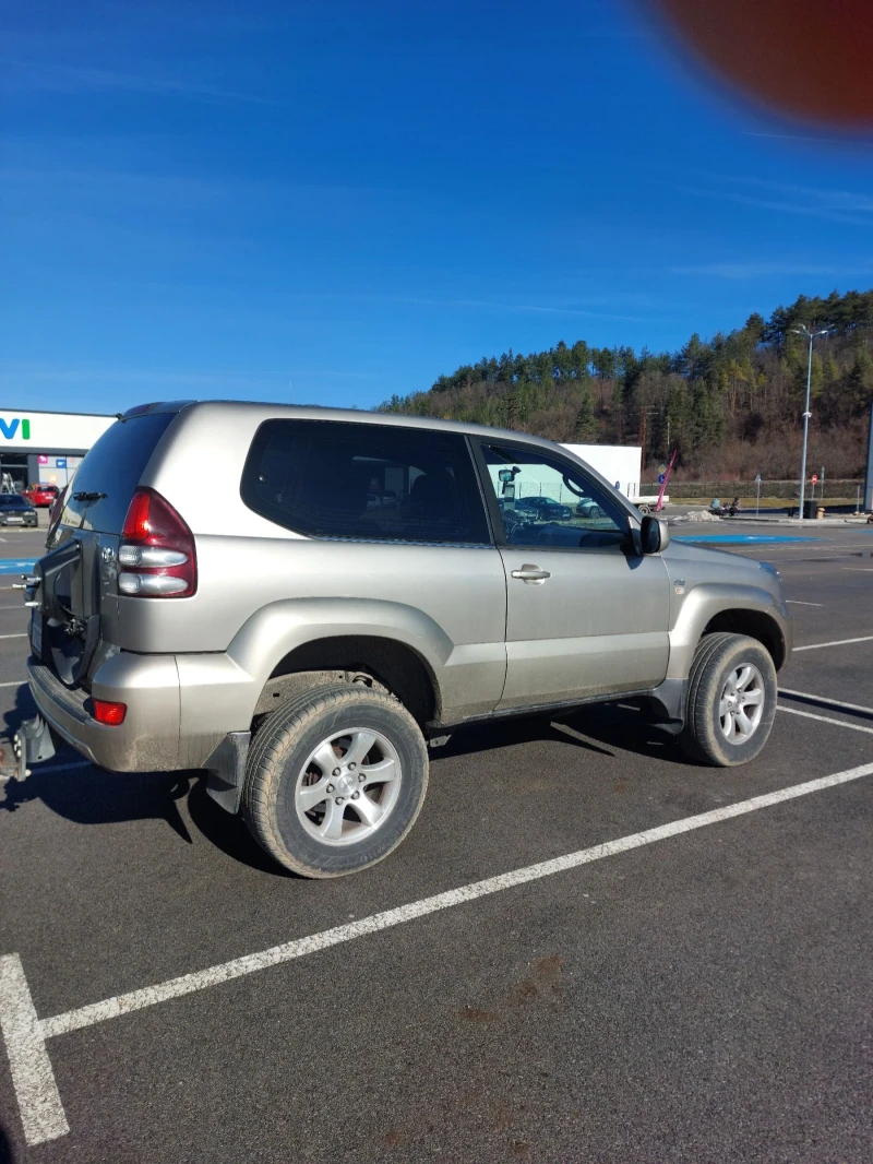 Toyota Land cruiser, снимка 13 - Автомобили и джипове - 53271930