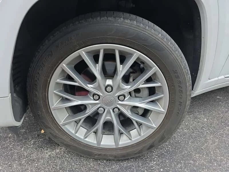 Jeep Grand cherokee 5.7 V8 * Summit * 4WD * CARFAX * , снимка 12 - Автомобили и джипове - 56293424