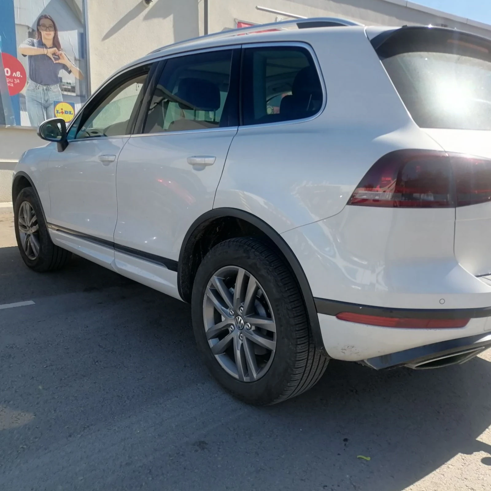 VW Touareg R-LINE - изображение 6