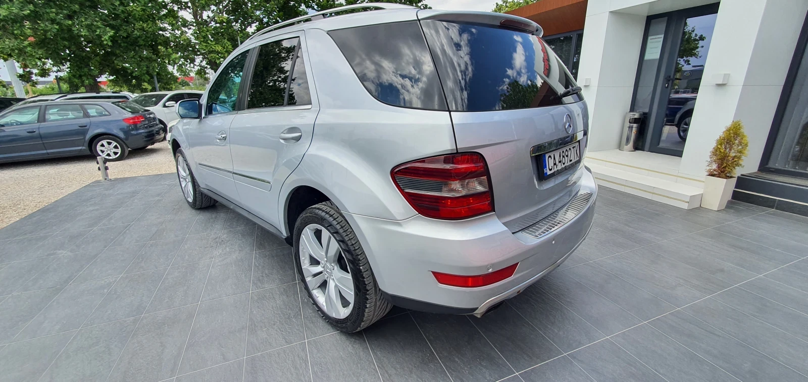 Mercedes-Benz ML 320 4 MATIC SPORT FACE-LIFT - изображение 4