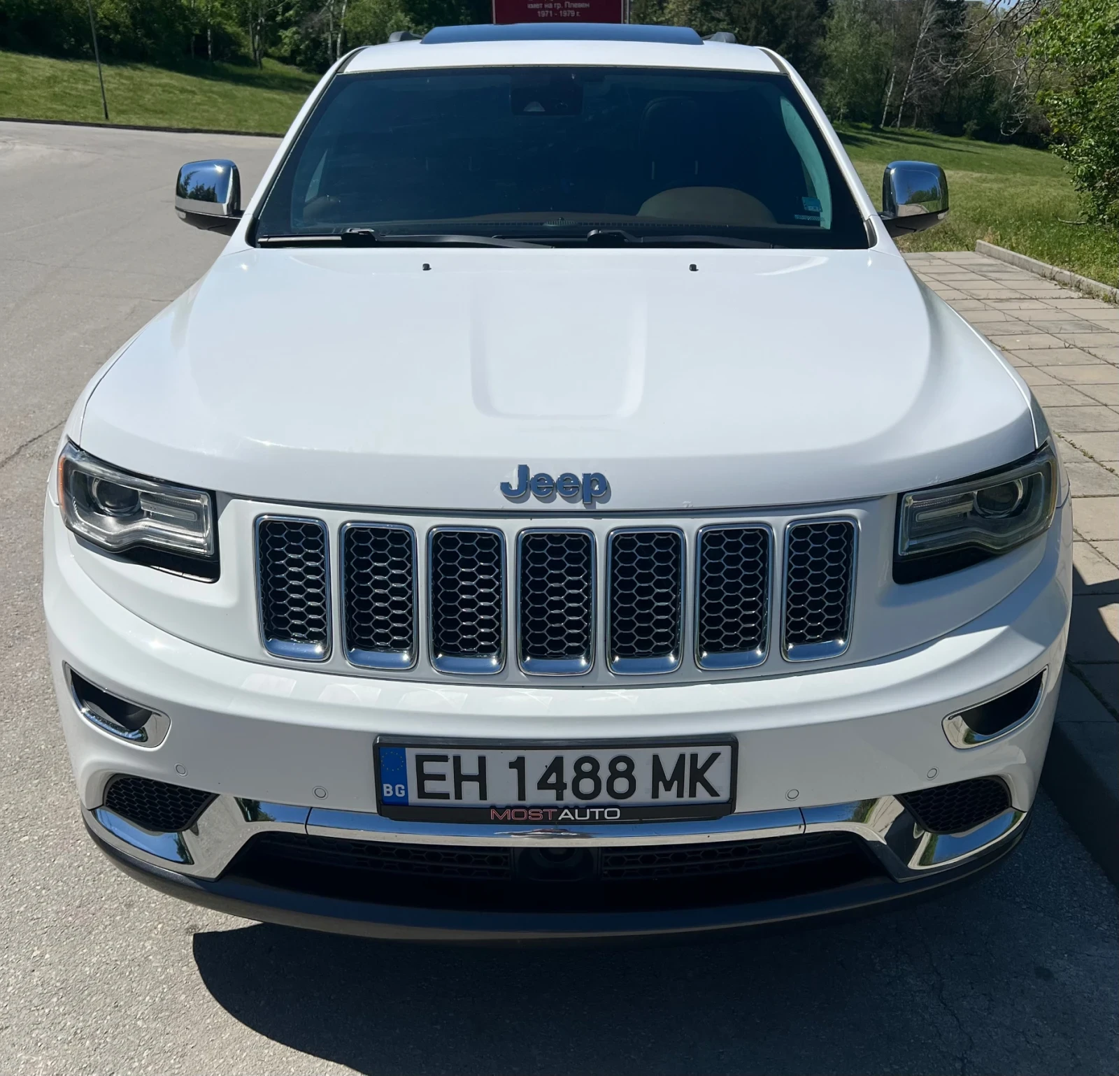 Jeep Grand cherokee SUMMIT 5.7 HEMI 4x4