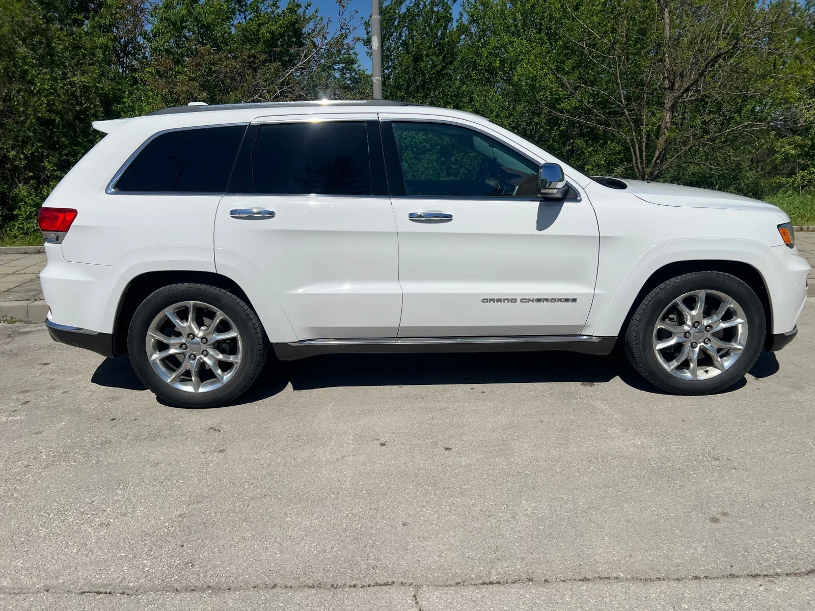 Jeep Grand cherokee SUMMIT 5.7 HEMI 4x4, снимка 3 - Автомобили и джипове - 53893304