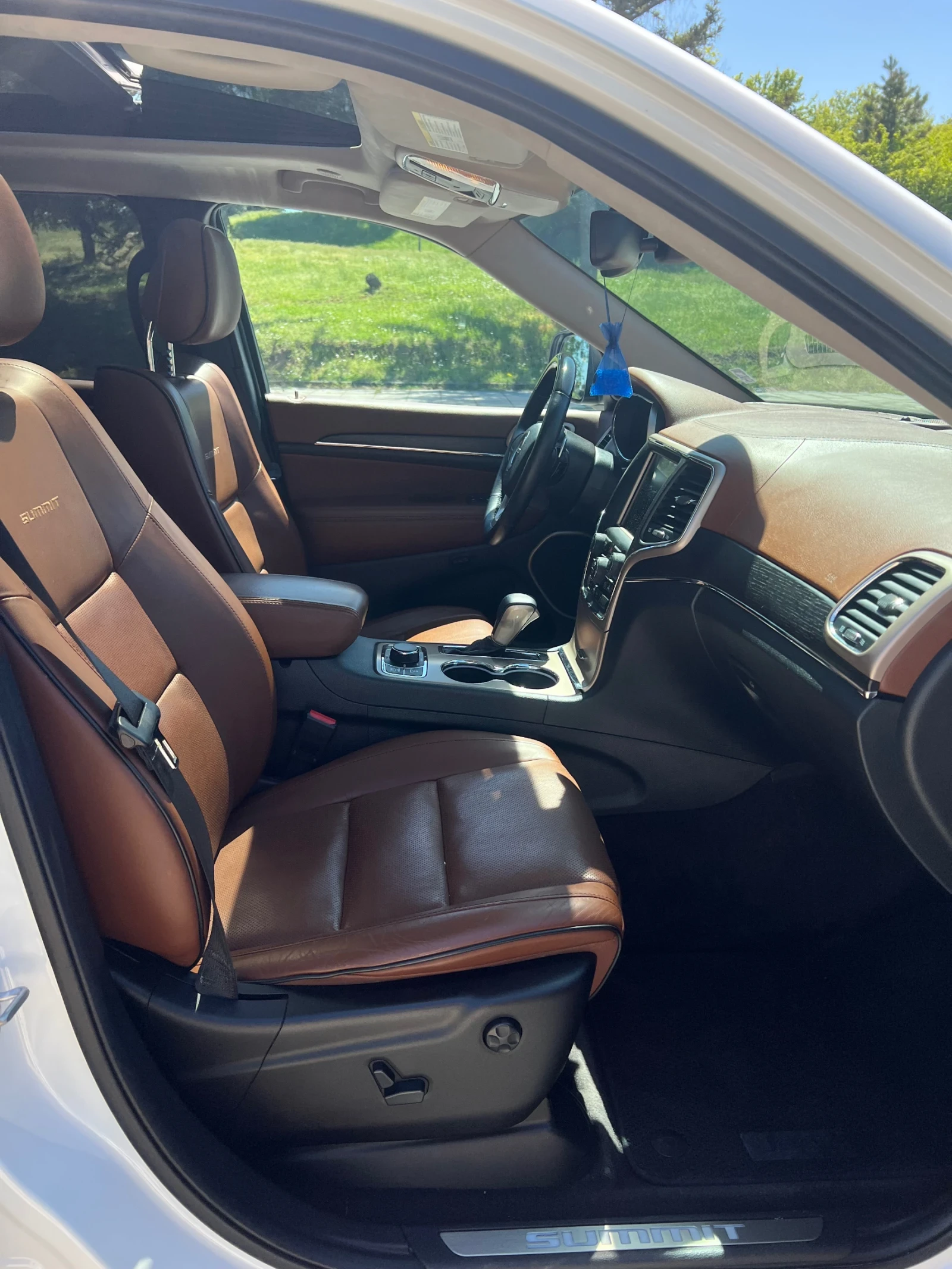 Jeep Grand cherokee SUMMIT 5.7 HEMI 4x4, снимка 14 - Автомобили и джипове - 53893304