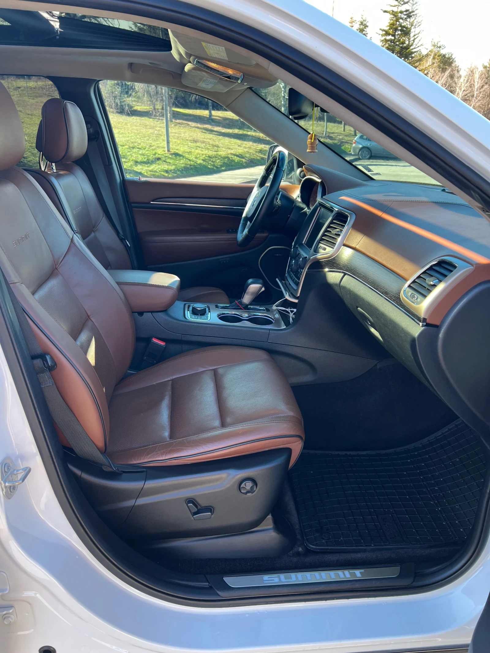 Jeep Grand cherokee SUMMIT 5.7 HEMI 4x4, снимка 14 - Автомобили и джипове - 53757015