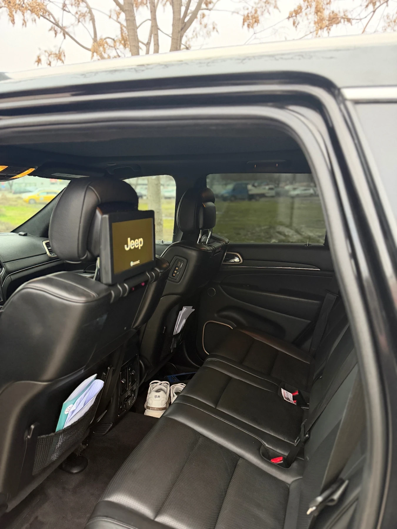 Jeep Grand cherokee Summit, снимка 8 - Автомобили и джипове - 54268395