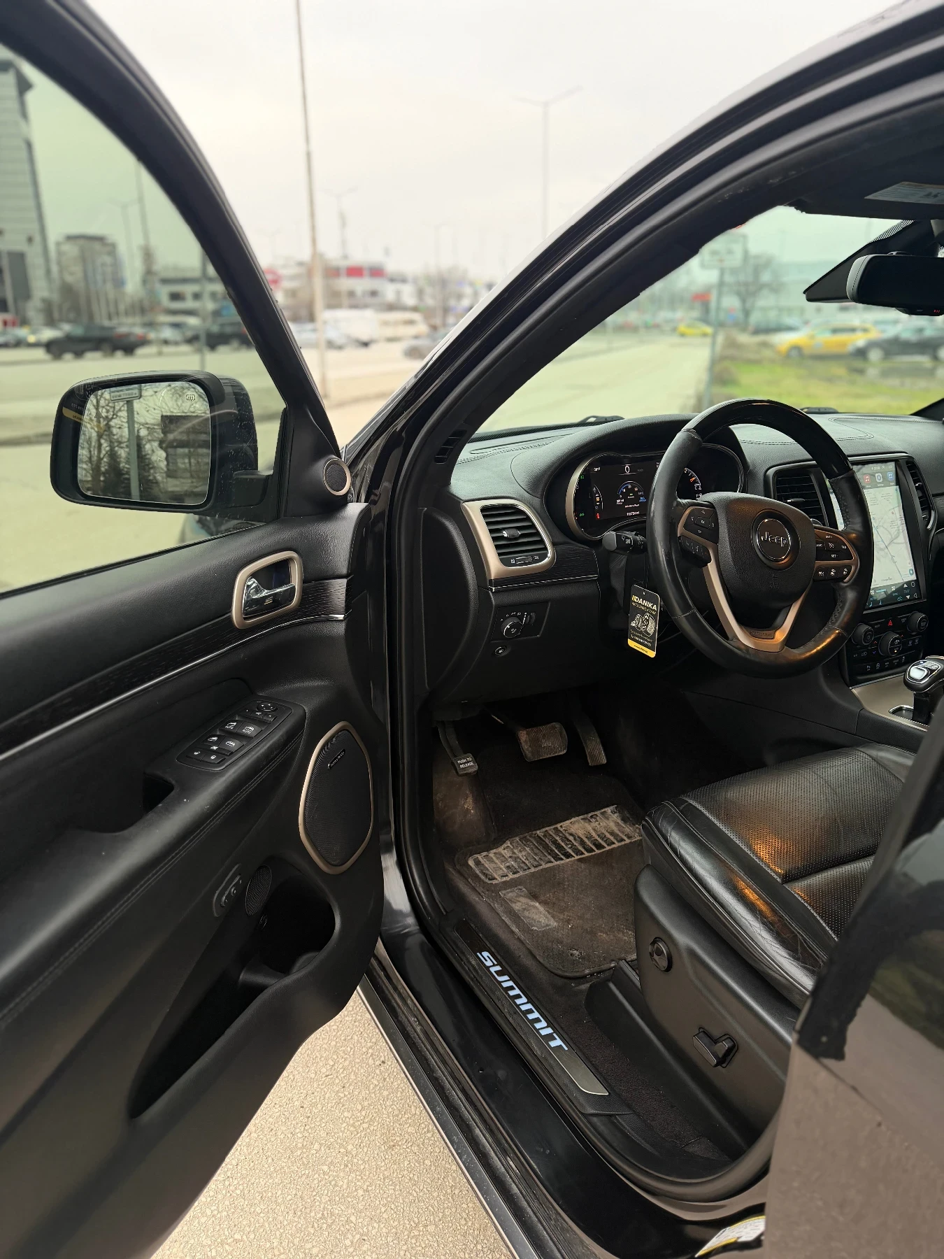 Jeep Grand cherokee Summit, снимка 7 - Автомобили и джипове - 54268395