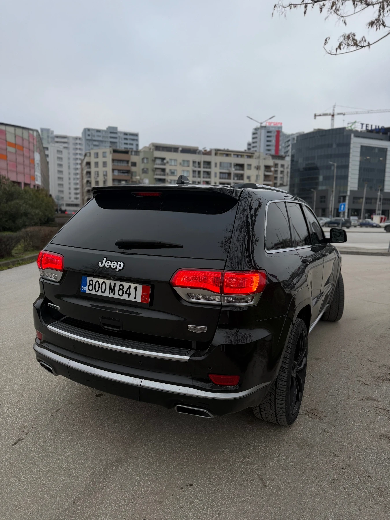 Jeep Grand cherokee Summit, снимка 4 - Автомобили и джипове - 54268395