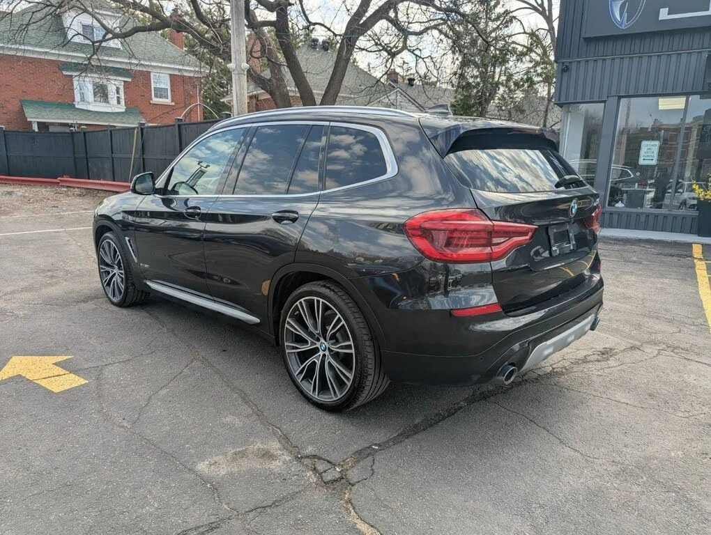 BMW X3 * 30i* * HeadUp* AвтоКредит* (ЦЕНА ДО БГ), снимка 3 - Автомобили и джипове - 54440240