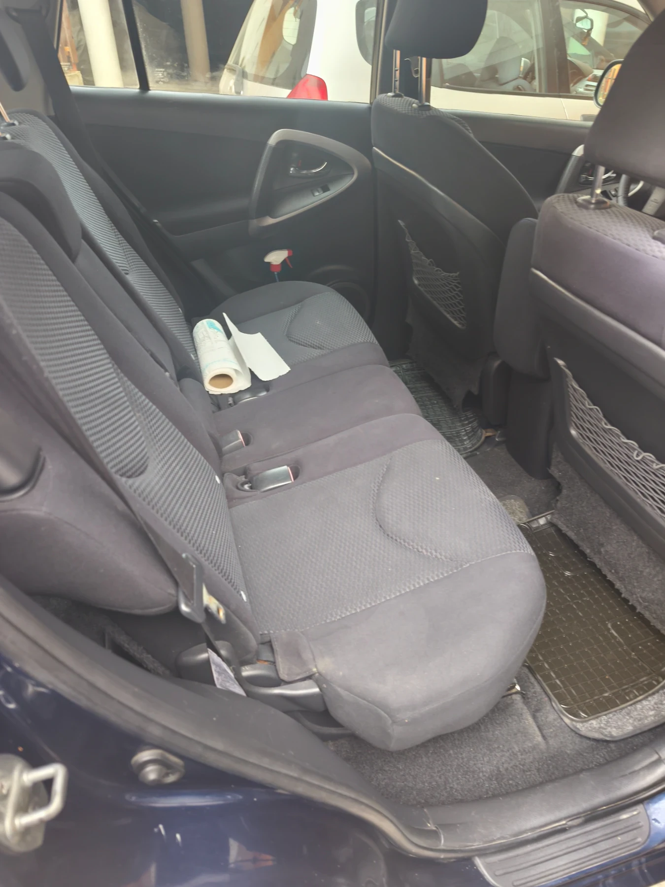 Toyota Rav4 D4D, снимка 9 - Автомобили и джипове - 54457040