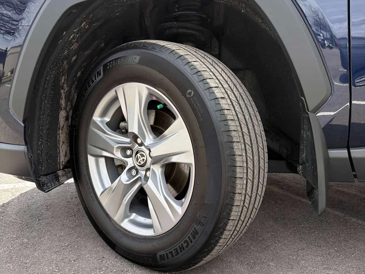 Toyota Rav4 Hybrid XLE| DISTR| ПОДГРЕВИ| ШИБИДАХ| 2 КЛЮЧА, снимка 6 - Автомобили и джипове - 54643228