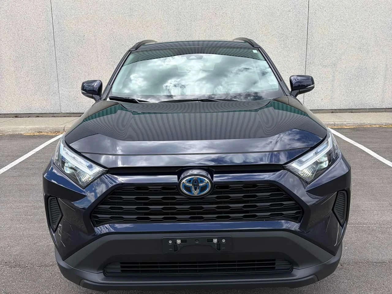 Toyota Rav4 Hybrid XLE| DISTR| ПОДГРЕВИ| ШИБИДАХ| 2 КЛЮЧА, снимка 2 - Автомобили и джипове - 54643228