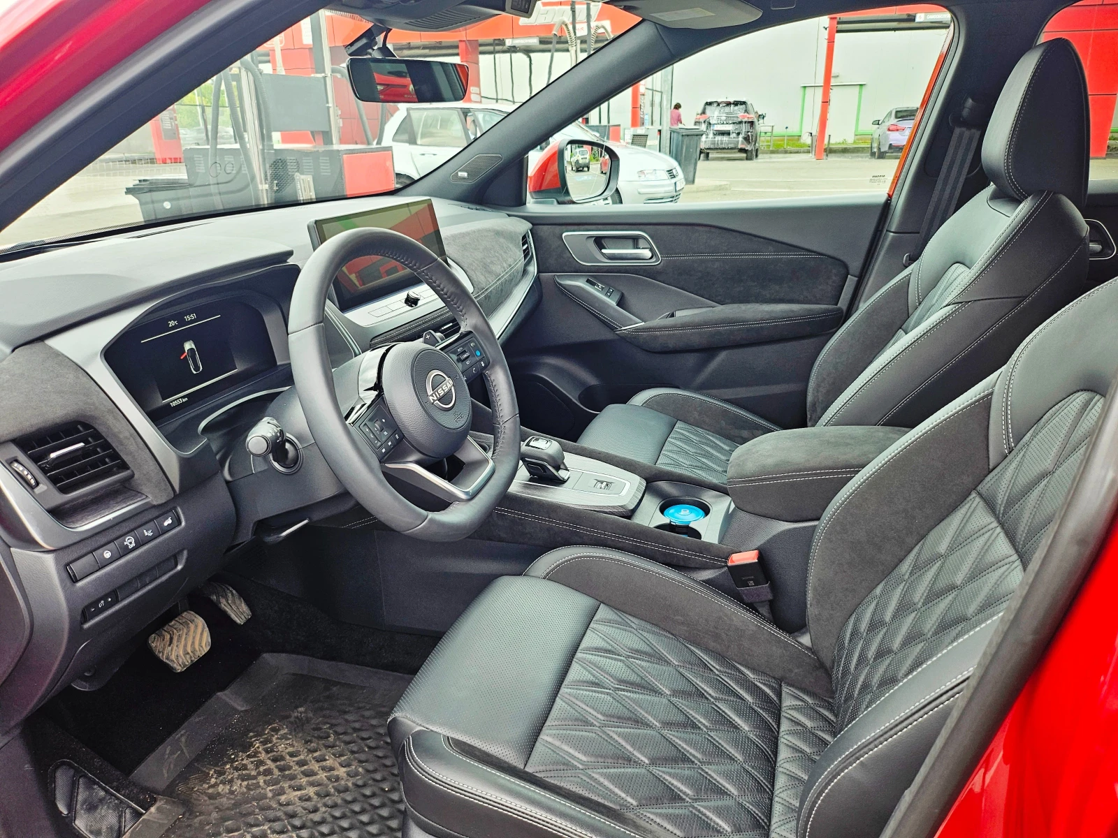 Nissan Qashqai Tekna PLUS, снимка 7 - Автомобили и джипове - 54670489