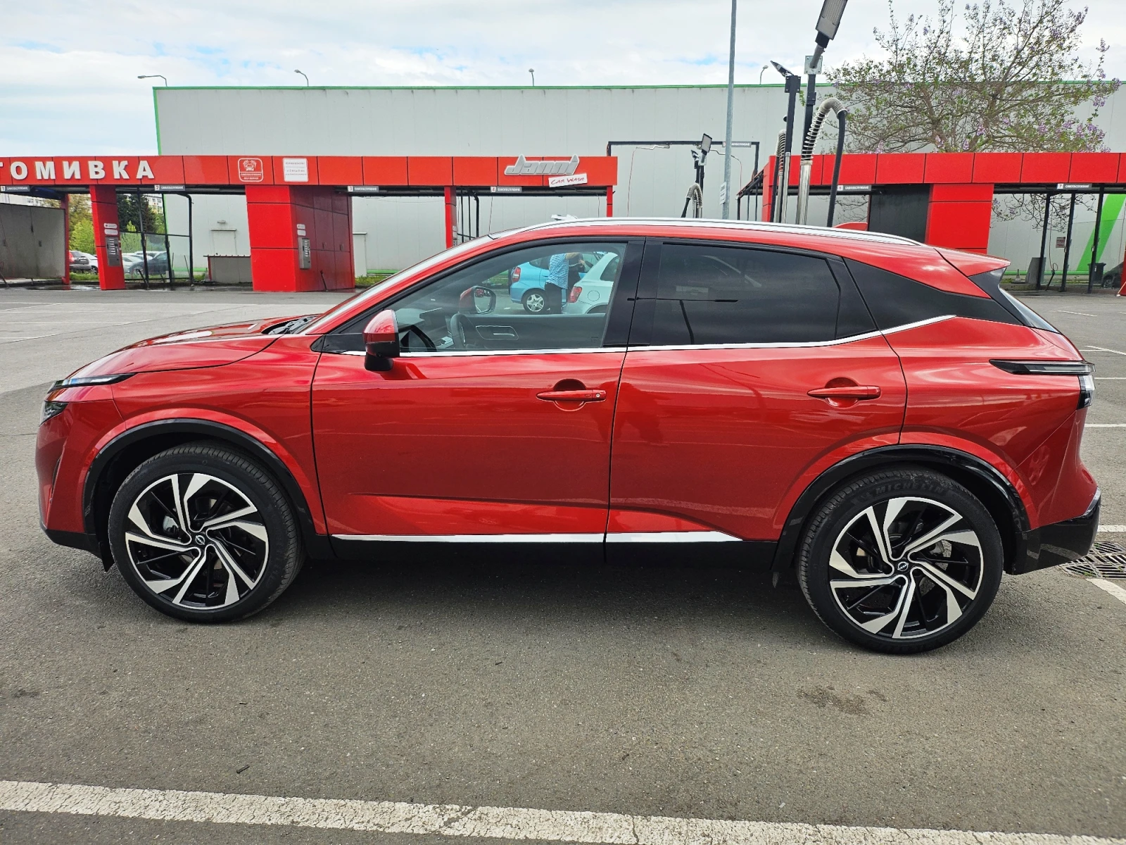 Nissan Qashqai Tekna PLUS, снимка 5 - Автомобили и джипове - 54670489