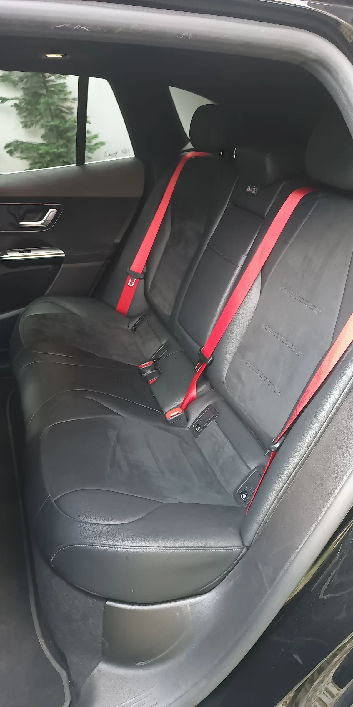 Mercedes-Benz EQE AMG 43, PANO, �������� ����� ��, �������� | Mobile.bg � ����������� 12