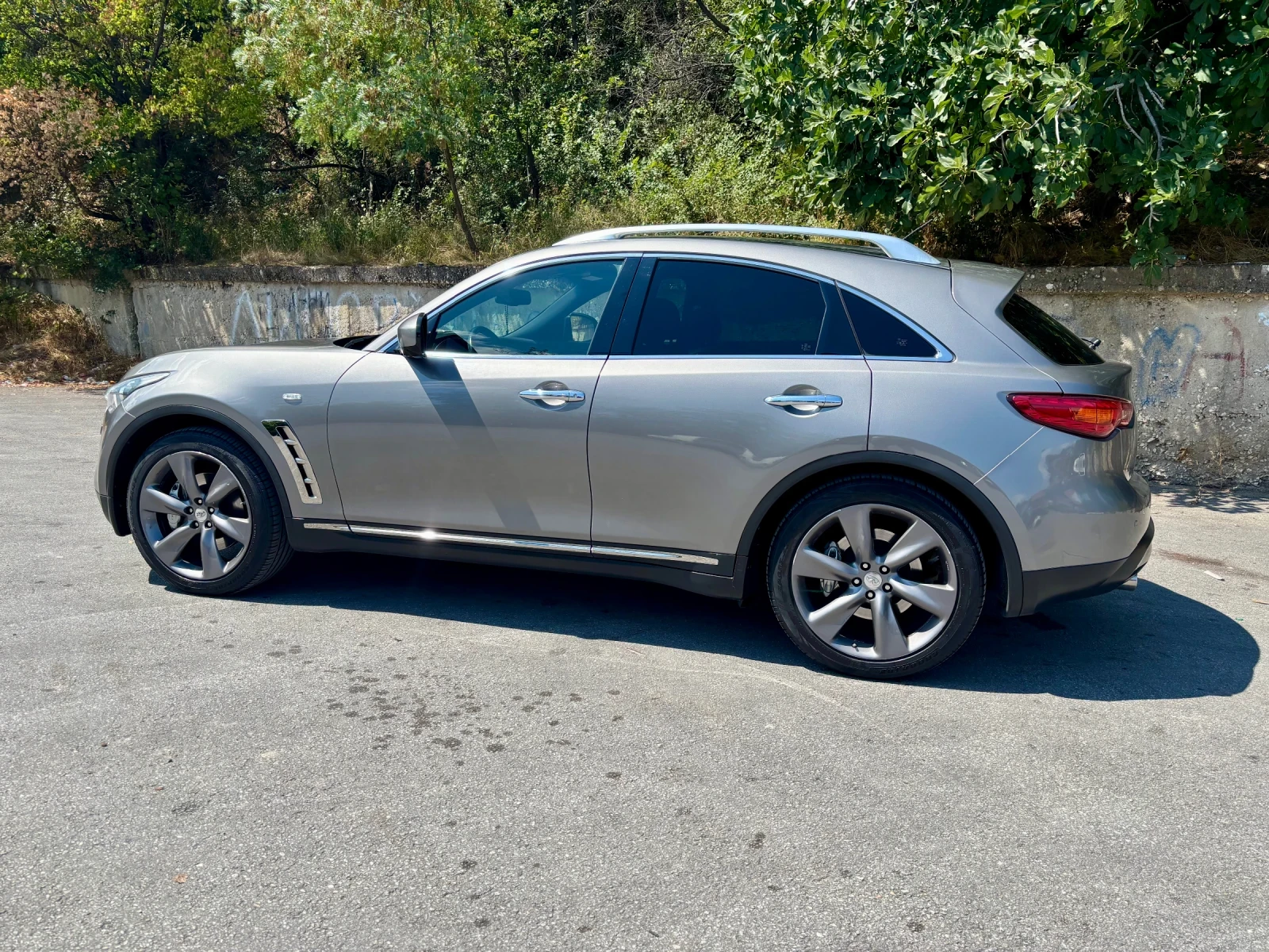 Infiniti Fx 30 D s, снимка 3 - Автомобили и джипове - 55420336