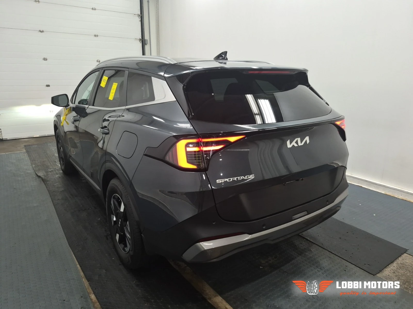 Kia Sportage, снимка 4 - Автомобили и джипове - 55928909
