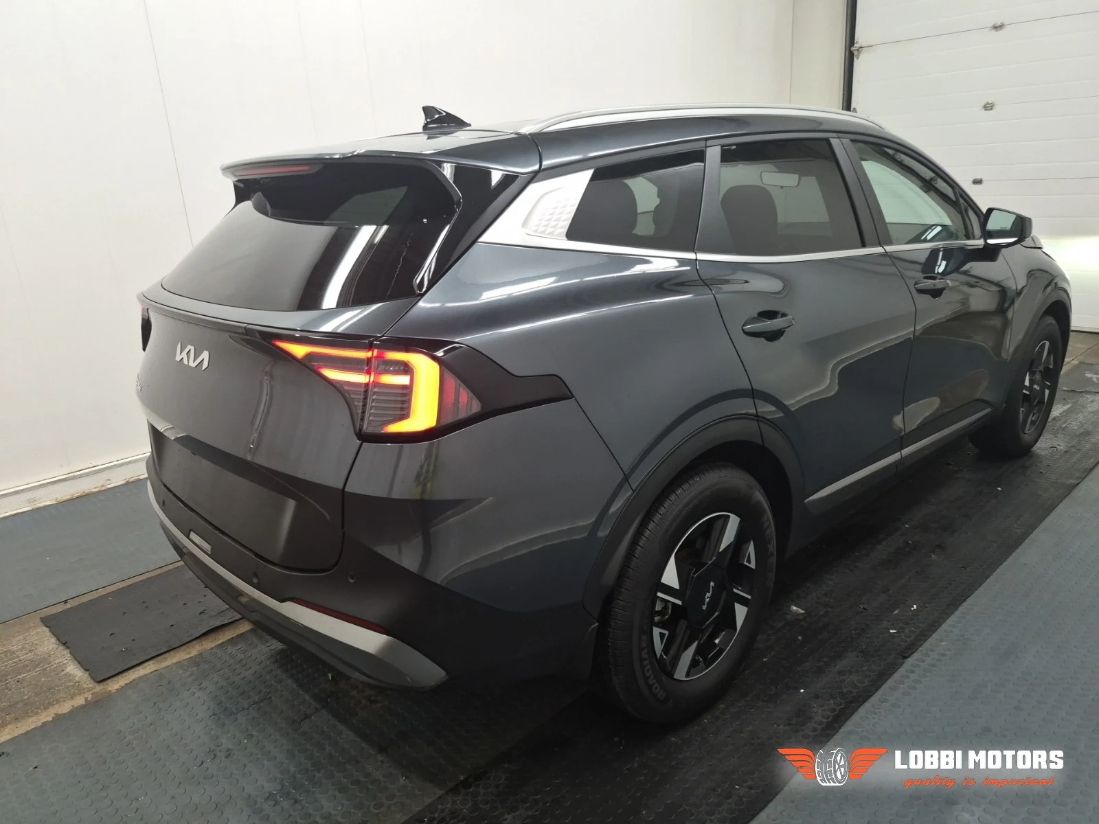 Kia Sportage, снимка 3 - Автомобили и джипове - 55928909