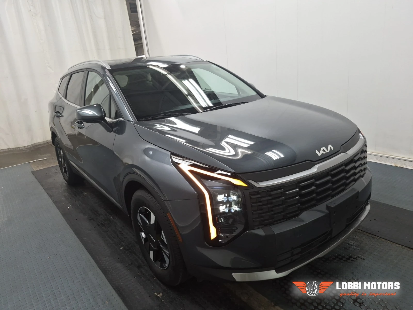 Kia Sportage, снимка 2 - Автомобили и джипове - 55928909