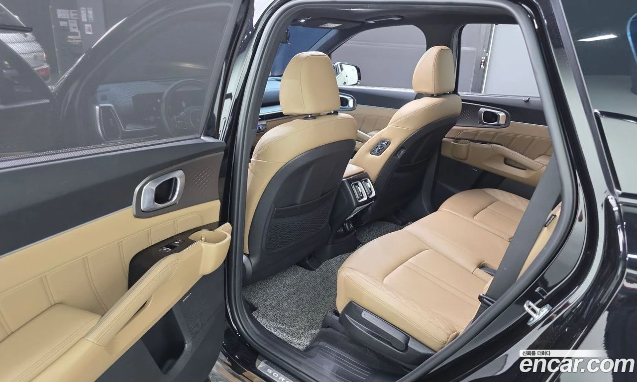 Kia Sorento ОБДУХ* ПОДГРЕВ* ПАНОРАМА* 360* KRELL AUDIO, снимка 10 - Автомобили и джипове - 55943139
