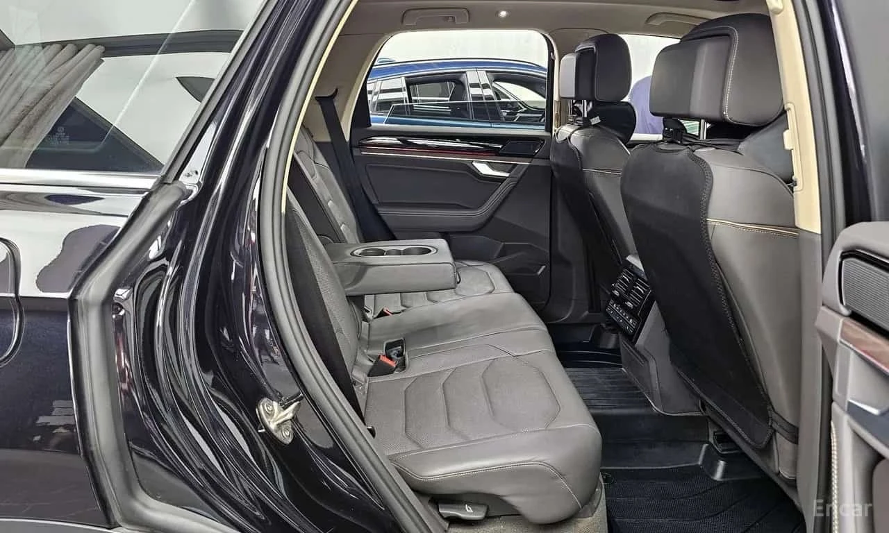 VW Touareg 3.0 TDI Prestige* �����* HUD* 360*  | Mobile.bg � ����������� 12