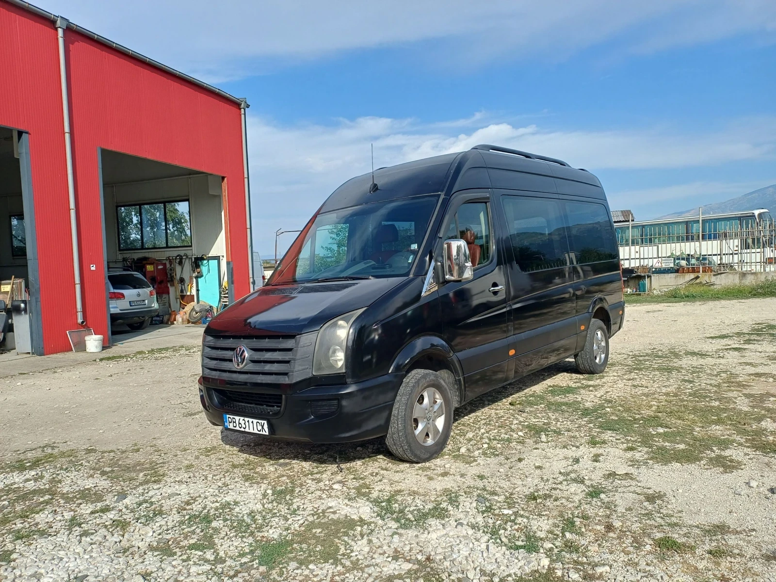 VW Crafter 8+ 1 LUKS, снимка 2 - Бусове и автобуси - 54142067
