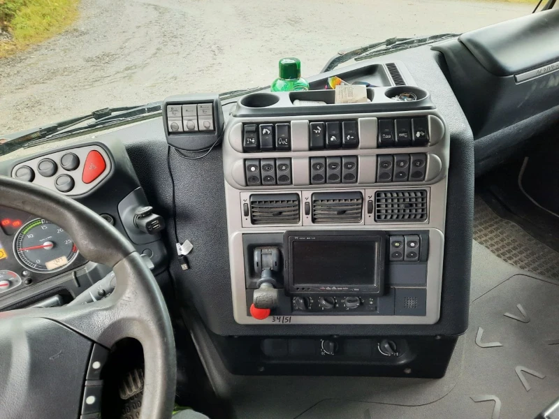 Iveco Stralis 560, снимка 5 - Камиони - 52009257