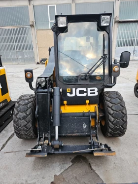 Мини челни товарачи JCB 260 ЕСО