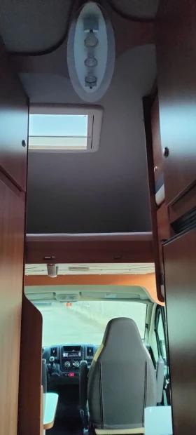 Кемпер Weinsberg MQH 600 Knaus, снимка 9