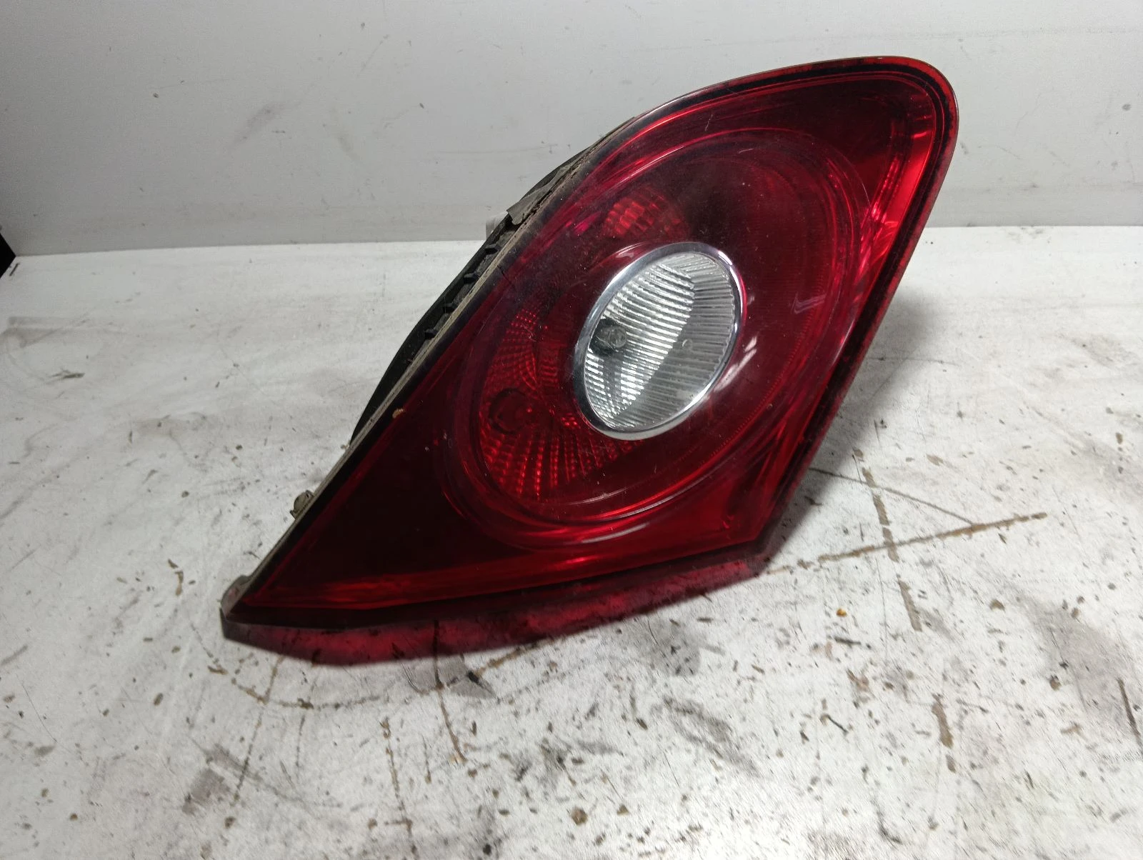стоп ляв вътрешен 3C8945093F 3C8945257A VW Passat CC
