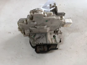 ����� �� �������� �� ����� (����� �����) 4F0839016 Audi A3